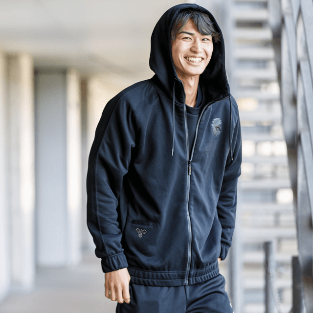 hummel25スウェットフルジップジャケット