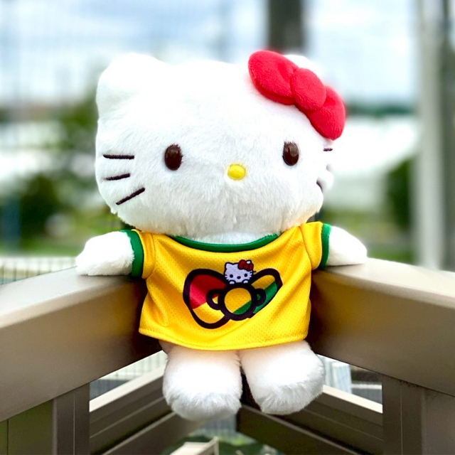 ハローキティぬいぐるみ