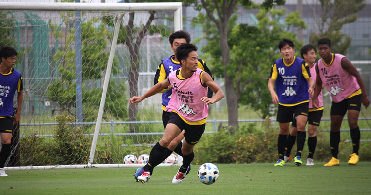 田口泰士