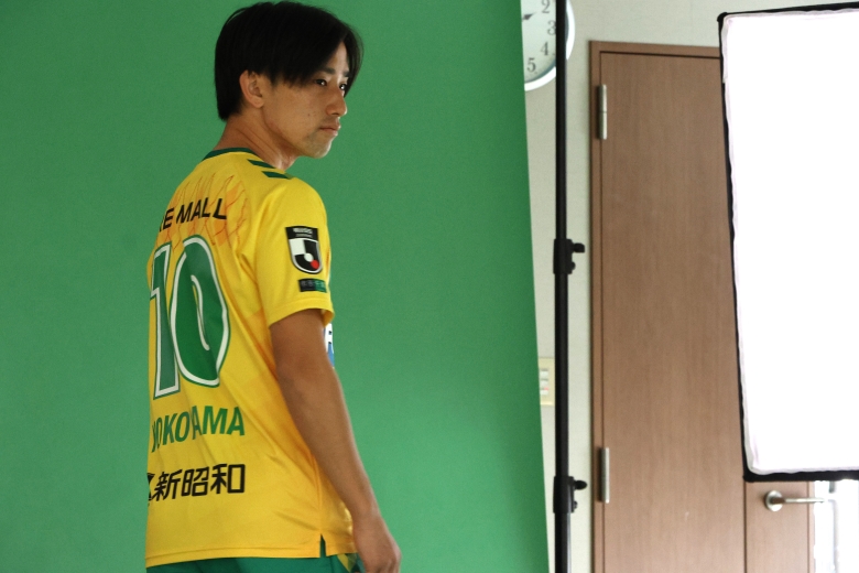 2025 ジェフユナイテッド市原・千葉 ジェフ千葉 直筆サインカード 岩井琢朗 2025 ジェフユナイテッド市原・千葉 ジェフ千葉 直筆サイン