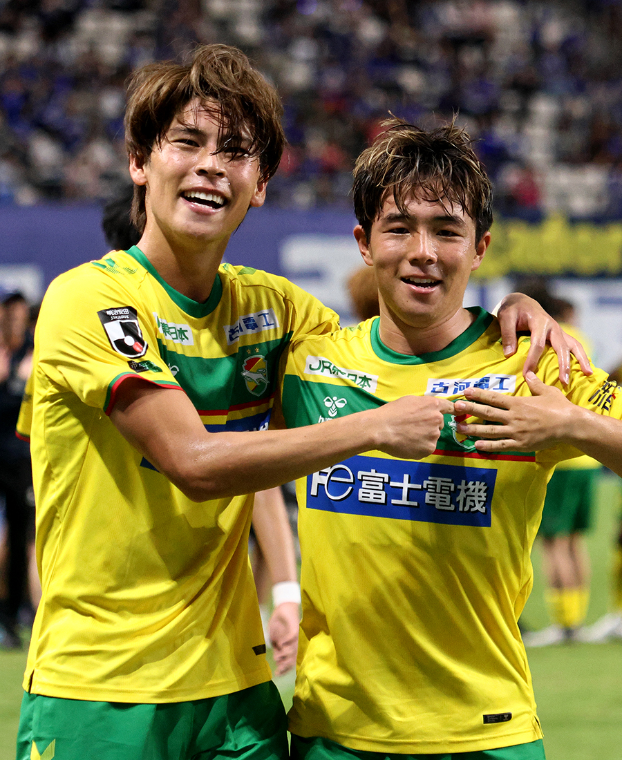 富士大サッカー部 ホームアウェイユニセット 瑞々しく