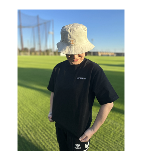クルーTシャツ