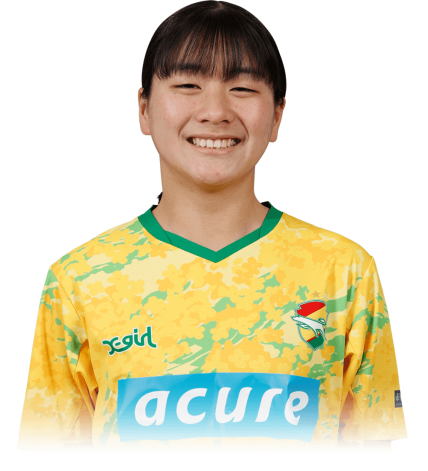 新間 彩花